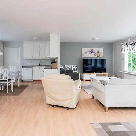 別荘 Kaepaelaemaeki By Interhome *