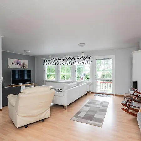 Kaepaelaemaeki By Interhome * Somerniemi